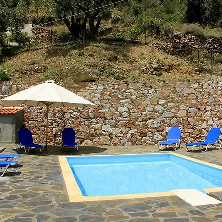 Kavouris سكوبيلوس تاون
